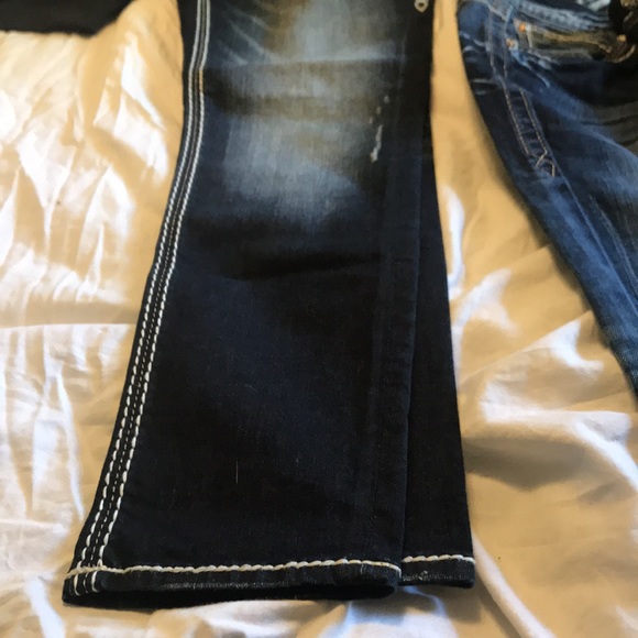 Rock revival jeans. Like new - Picture 5 of 6